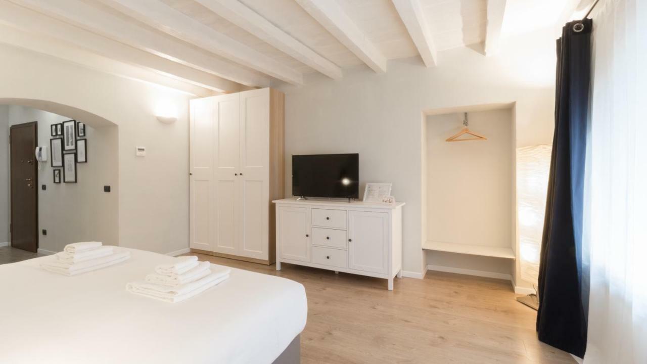 Italianway - Rosales 1 Flat Leilighet Milano Eksteriør bilde
